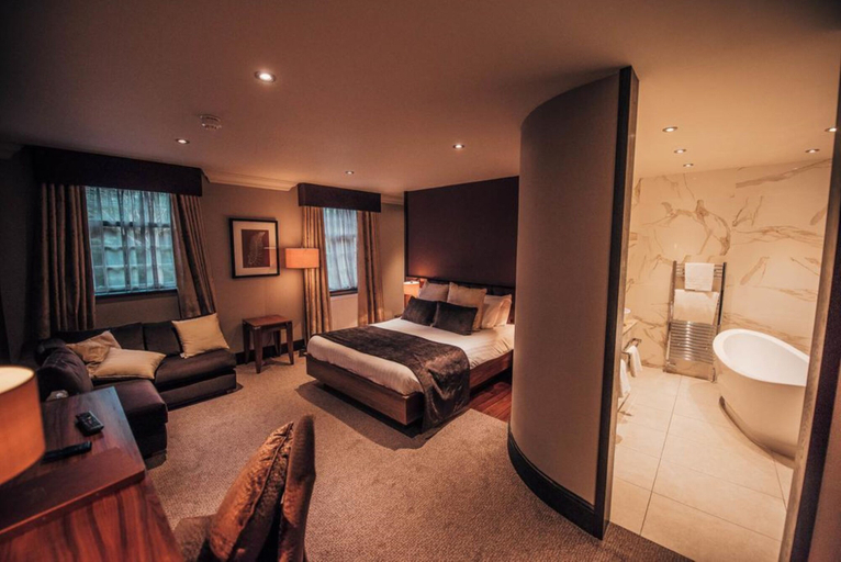 Bedroom 3, The Busby Hotel, East Renfrewshire