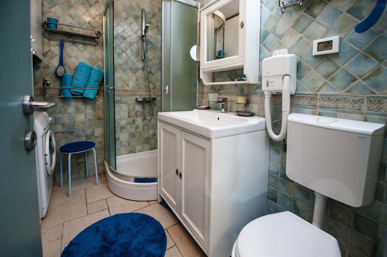 Bathroom 3, Apartment Art, Rovinj