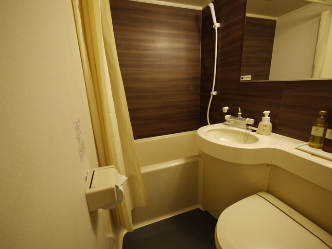 Bathroom 4, Hotel Route-Inn Tokyo Ikebukuro, Toshima