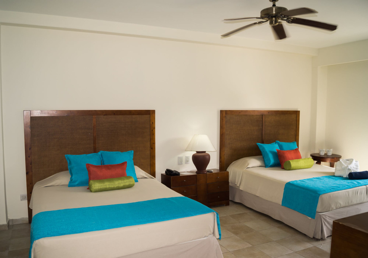 Bedroom 3, Hesperia Playa el Agua Todo Incluido, Antolín del Campo