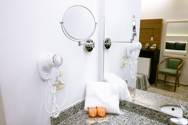 Bathroom 3, Fênix Hotel Varginha, Varginha