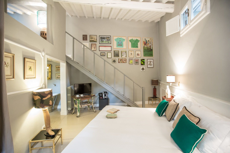 Bedroom 5, AdAstra Suites, Florence