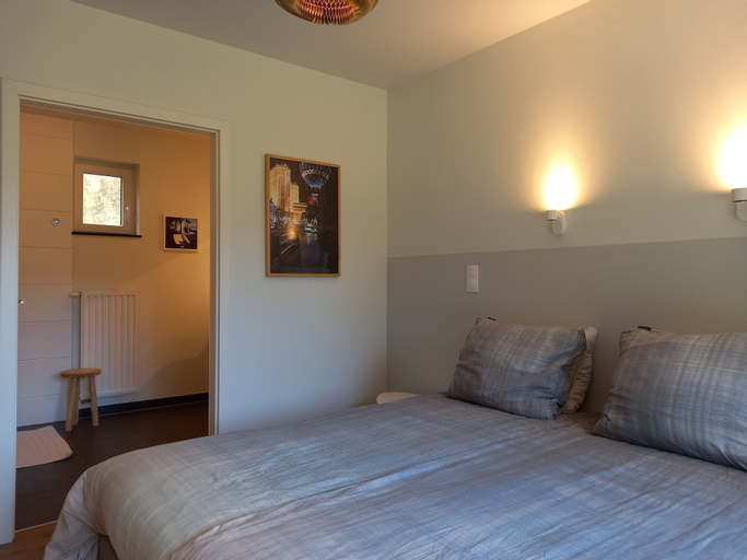 Bedroom 3, B&B Les Lits de Nohaipre, Luxembourg