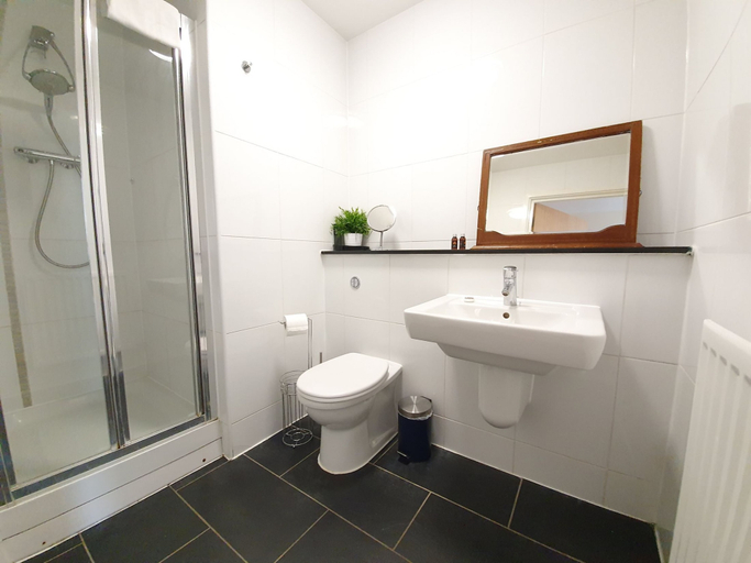 Bathroom 3, Dazzon Contemporary Apartments, Milton Keynes