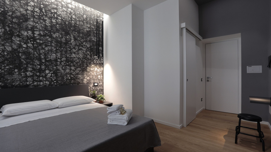Bedroom 2, Suite Inn Rome, Rome