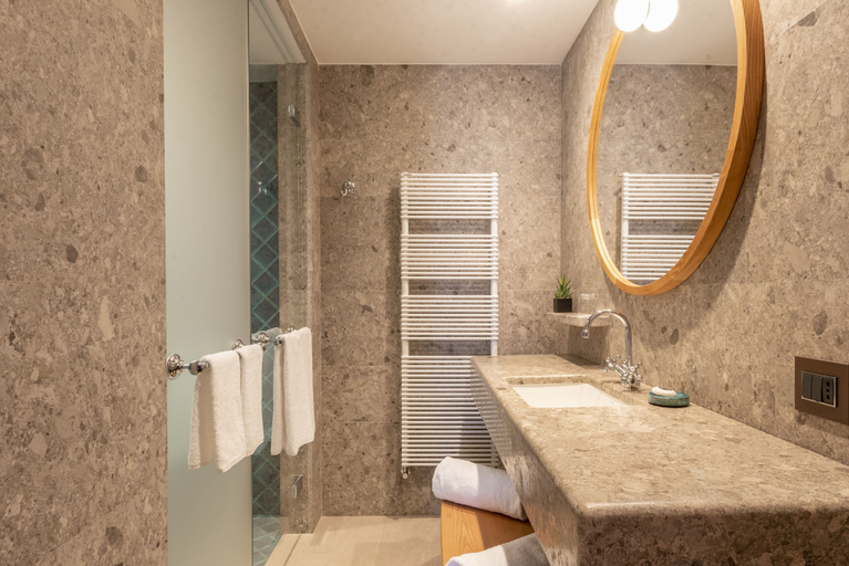 Bathroom 5, Faloria Mountain Spa Resort, Belluno