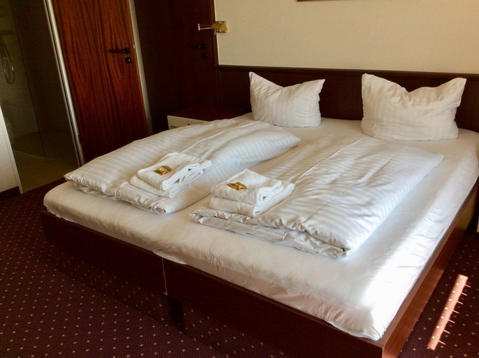 Bedroom 4, Hotel Im Park, Osnabrück