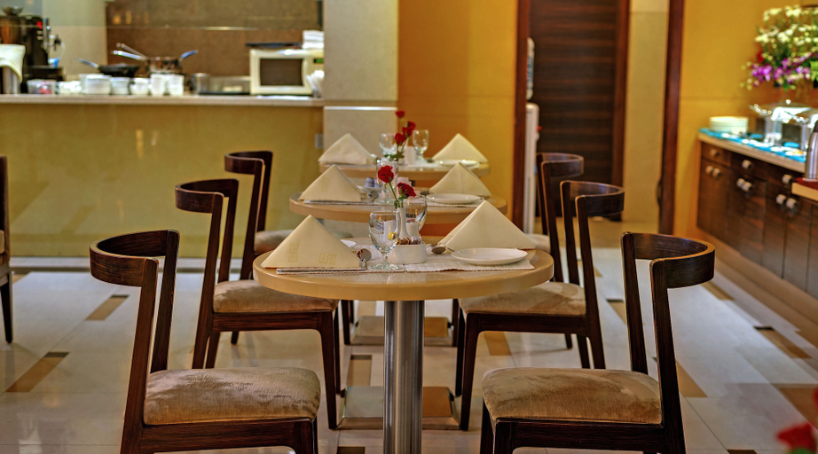 Food & Drinks 5, Grand Residency Hotel & Serviced Apartments, Mumbai Suburban
