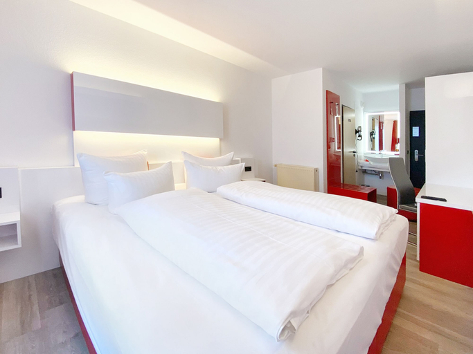 Bedroom 4, DORMERO Hotel Hoyerswerda, Bautzen