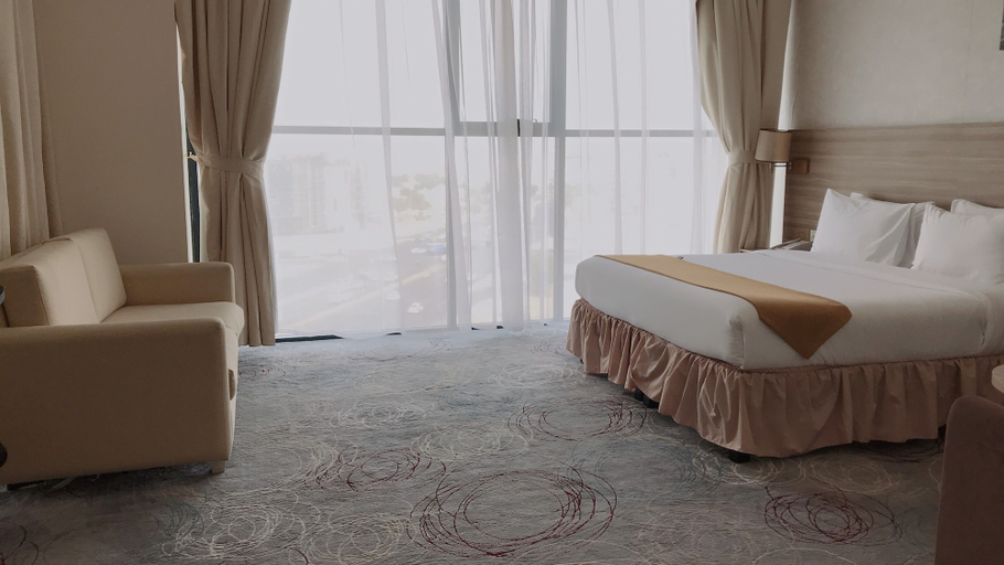Bedroom 4, Grand Tourist Hotel, Bausher