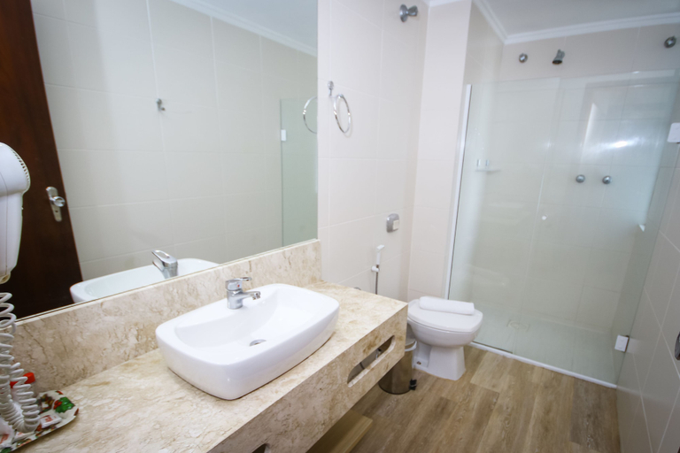 Bathroom 5, Hotel Geranium, Balneário Arroio do Silva