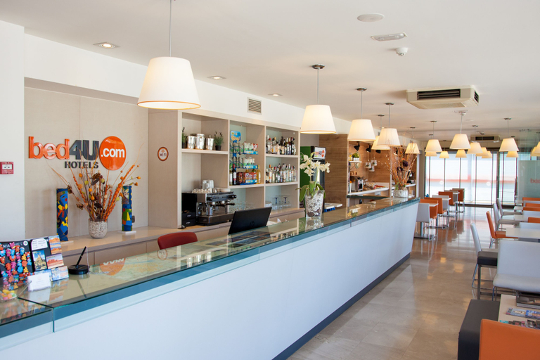 Food & Drinks 5, Hotel Bed4U Tudela, Navarra