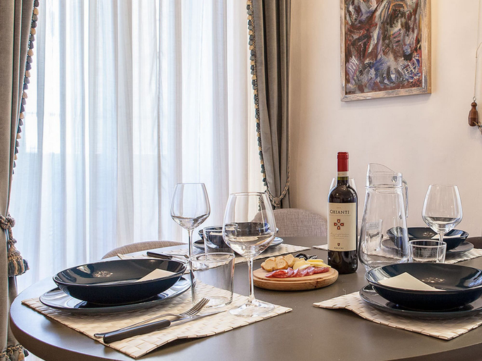 Others 5, Spada Apartment, Florence