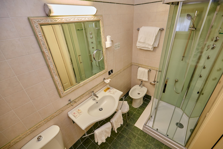 Bathroom 5, Hotel Riviera dei Dogi, Venezia