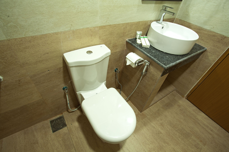 Bathroom, Best Inn Hotel, Feni