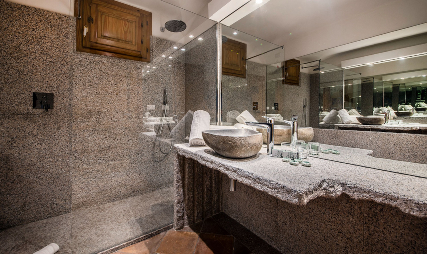Bathroom 5, Hotel Monte Turri by Falkensteiner, Ogliastra