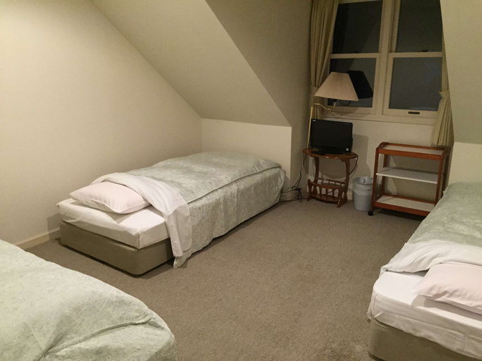 Bedroom 3, Guest House Bunk, Myōkō