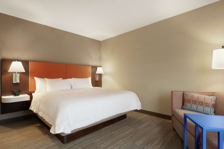 Bedroom 3, Hampton Inn & Suites Ephrata - Mountain Springs, Lancaster