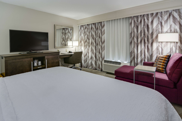 Bedroom 3, Hampton Inn Atlanta Fairburn, Fulton