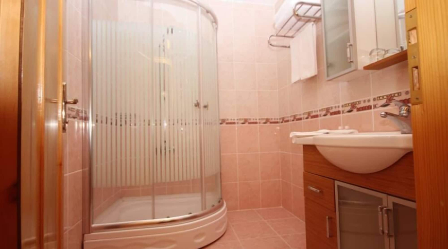 Bathroom 5, Grand Sis Hotel, Çaykara