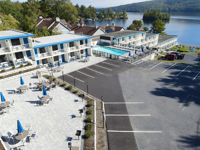 Exterior & Views 2, Lakefront Terrace Resort, Warren