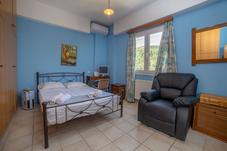 Bedroom 2, Kiritsis Stylish Apartment, Ionian Islands
