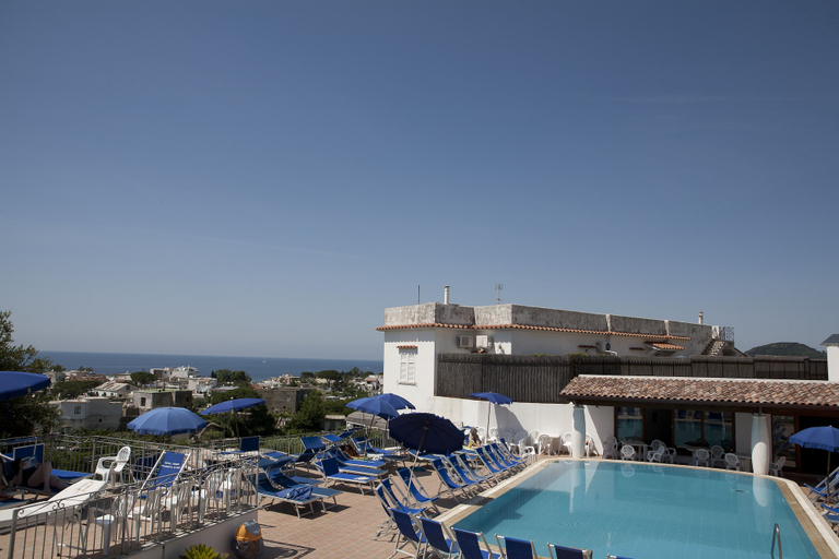 Exterior & Views 2, Hotel Terme Tramonto d'oro, Napoli