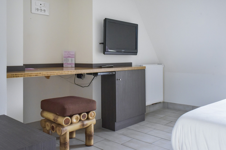 Bedroom 2, Domaine de Kerzuat - Chambres d'hôtes, Finistère