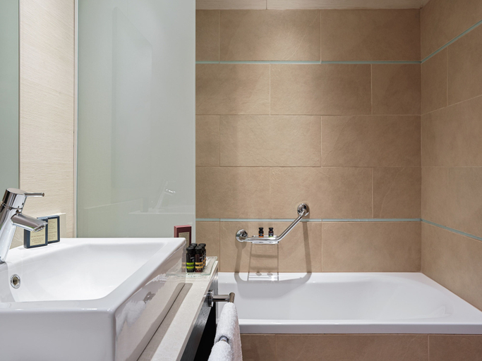 Bathroom 5, Galaxy Hotel Iraklio, Crete