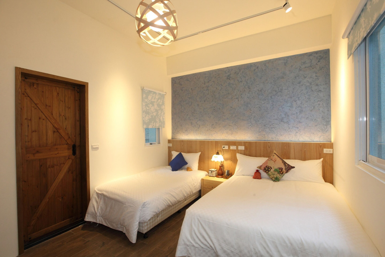 Bedroom 3, Leveeside House, Hualien