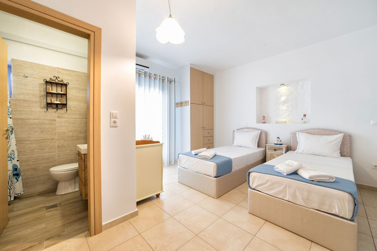 Bedroom 2, Crystal Villas, South Aegean