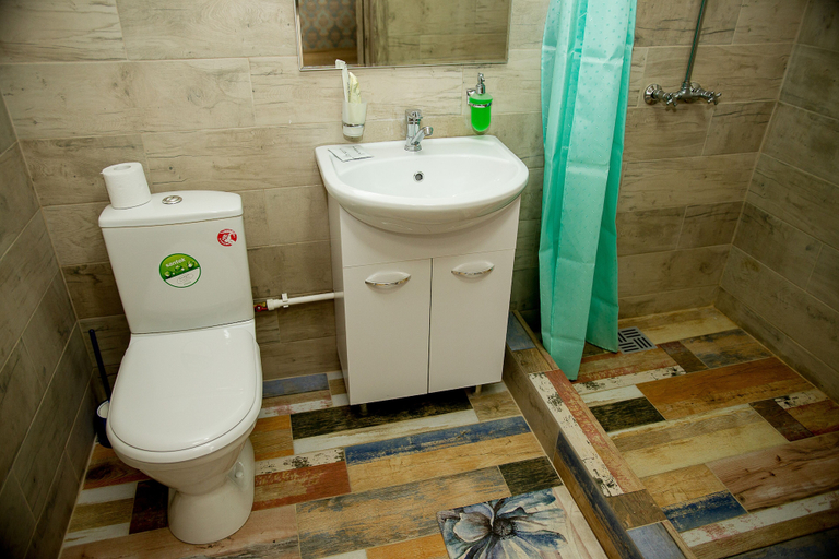 Bathroom 4, Yauza Inn, Akhtubinskiy rayon