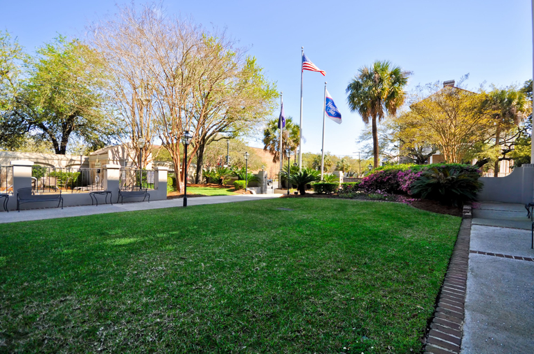 Others 5, Hampton Inn Charleston-Historic District, Charleston