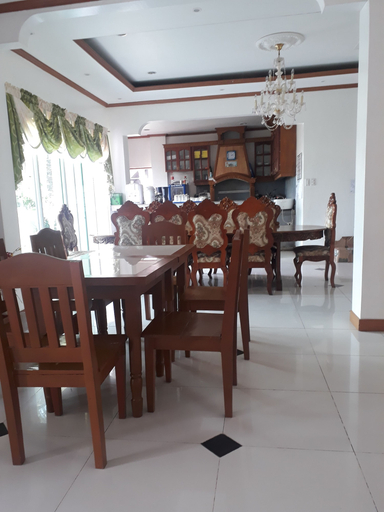 Food & Drinks, Andres Resort, Nabas