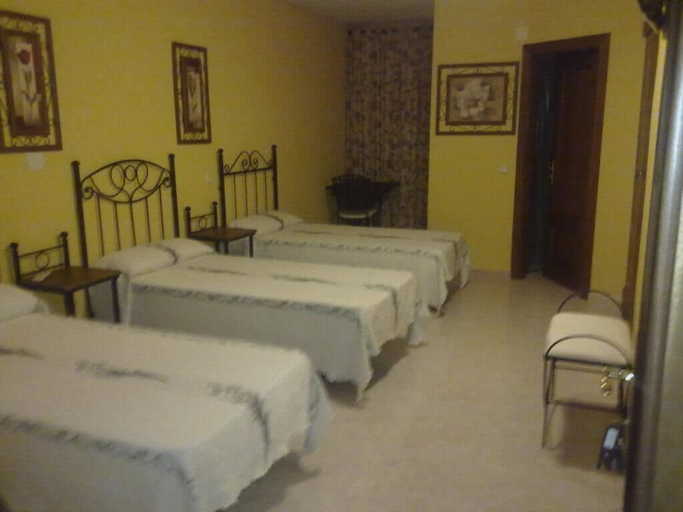 Bedroom 2, Hotel Arcojalon, Soria