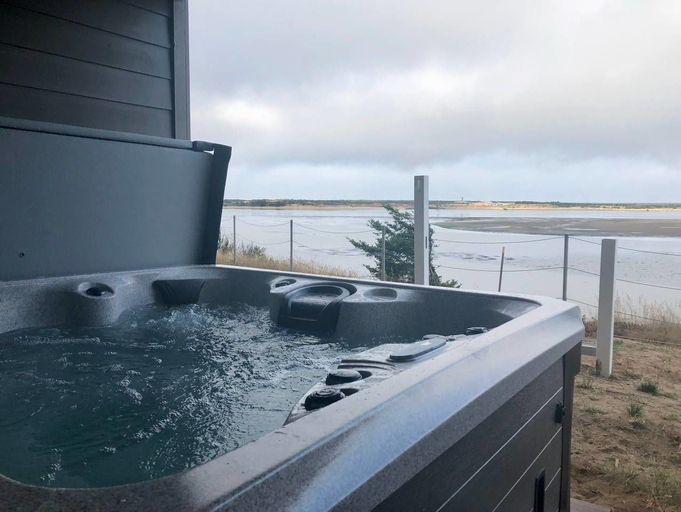 Sport & Beauty 4, Seagate: Starboard~coos Bay~premiere Property, Coos