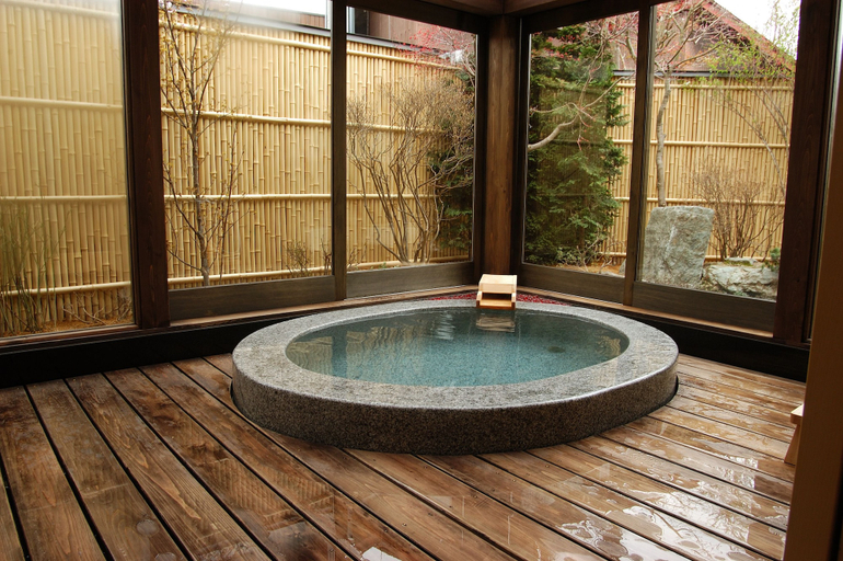 Sport & Beauty 4, Yatsusankan, Hida