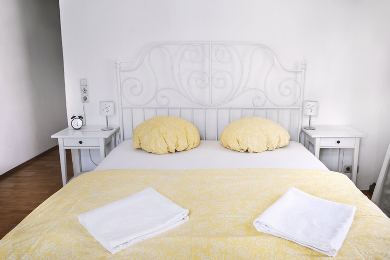Bedroom 4, Pension Bertha, Jena