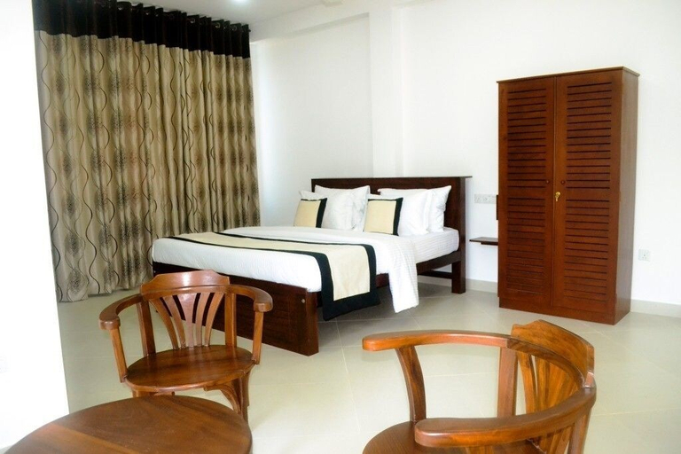 Bedroom 4, Villa Ocean Dew, Hikkaduwa