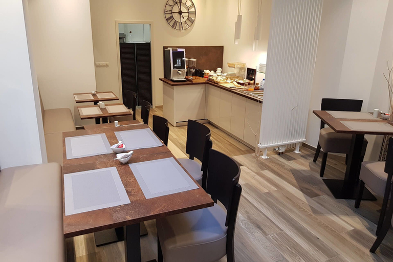 Others 5, Hôtel du Parc, Hainaut