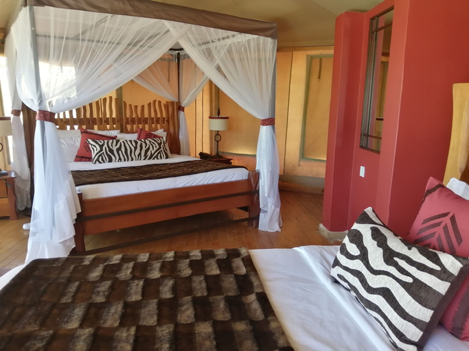 Bedroom 3, Emayian Luxury Camp, Narok West