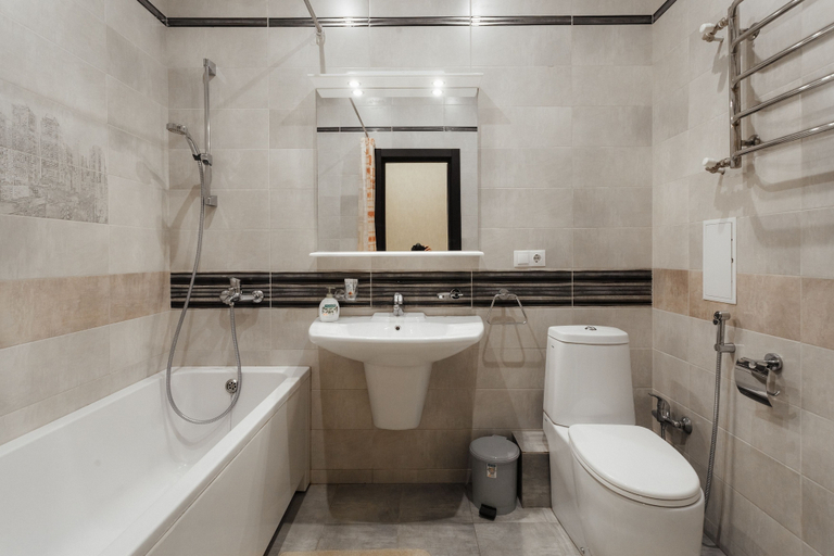 Bathroom 3, Feeria Apartments, Odes'ka
