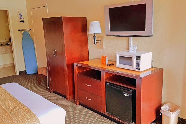 Bedroom 4, Motel 6 Houston, TX – Hobby Airport, Houston
