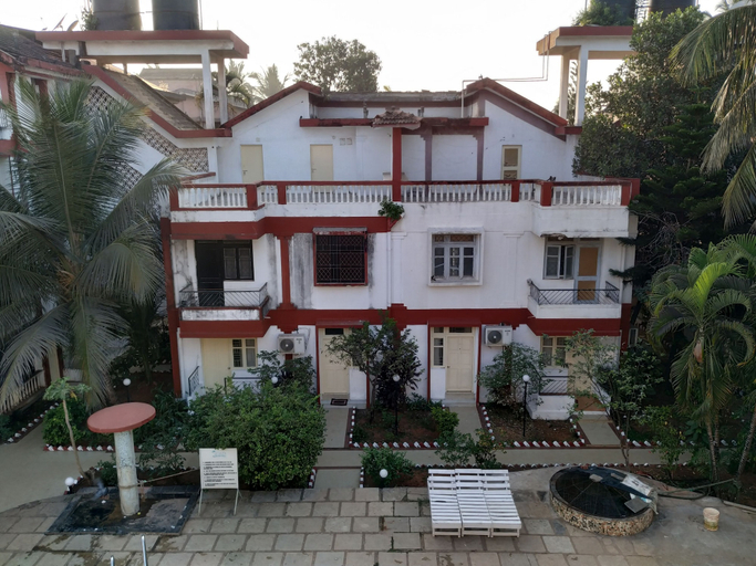 Exterior & Views 2, Atlanta Beach Resort, North Goa