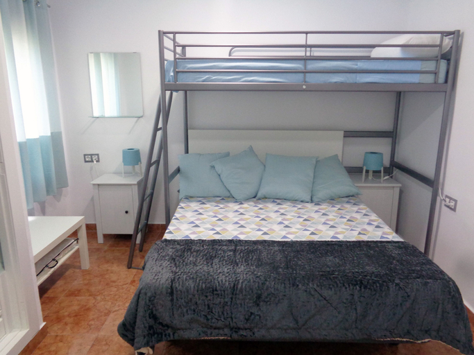 Bedroom 3, JL Ciudad de las Artes, Valencia