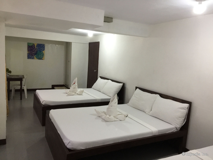 Bedroom 3, Ricardo Valley Inn, Coron