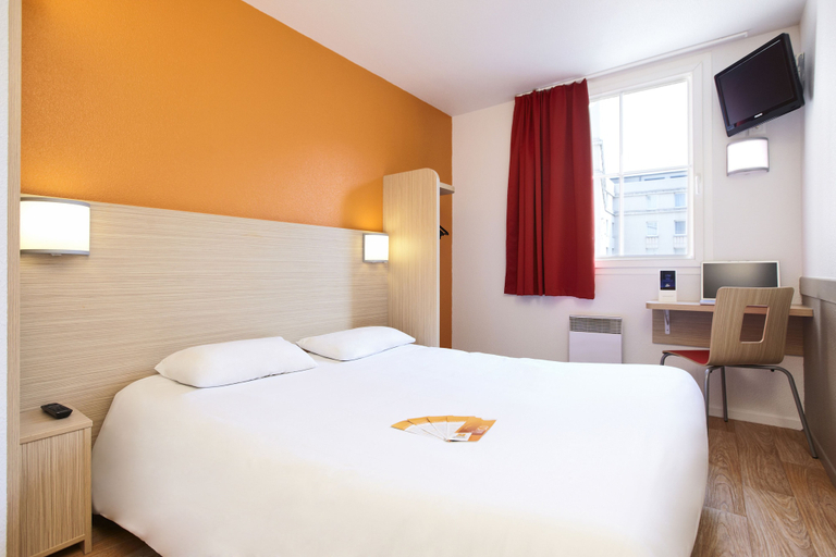 Bedroom 5, Premiere Classe Epernay, Marne