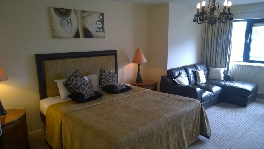 Bedroom 3, The Waterside Hotel, Aberdeenshire