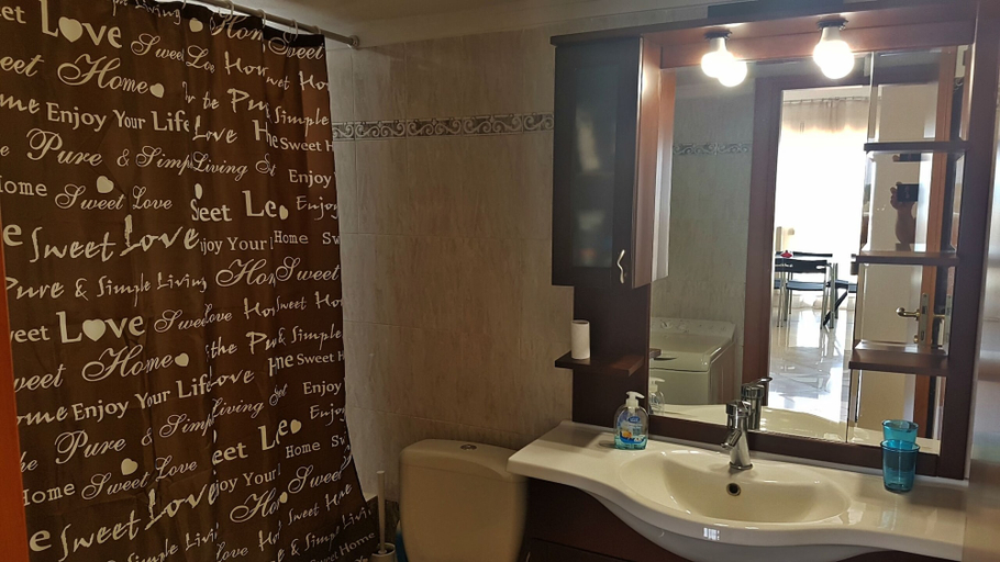 Bathroom, Luxury Apartment Thermaikos, Central Macedonia