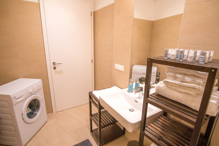 Bathroom 4, easy-flat Pilgramgasse - Apartments near Metro, Wien